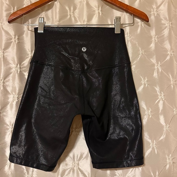 Lululemon Align High-Rise Bike Shorts Shine
Radiate Foil Print Black Sparkle - Picture 5 of 12
